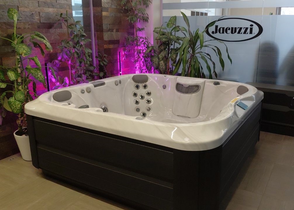 Гидромассажный Спа-бассейн Jacuzzi J-375 2